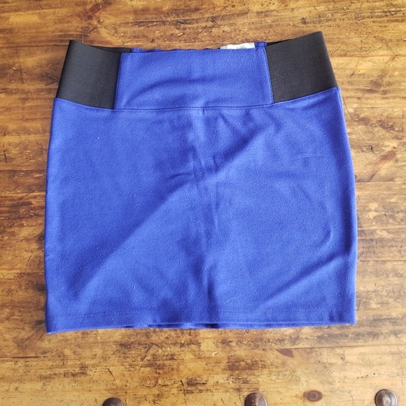 Charlotte Russe pencil Skirt - Picture 1 of 3